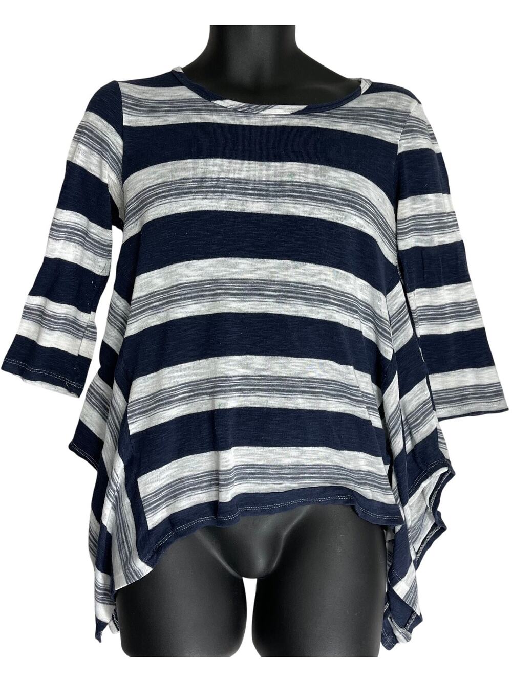 Buttons Tunic Top M Blue White Striped Lightweight Made in USA Preppy PILLING